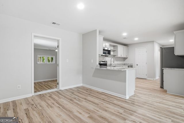 4062 Donna Lane, Loganville, GA 30052