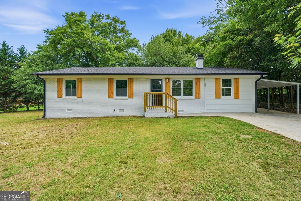4062 Donna Lane, Loganville, GA 30052