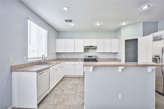 242 Rusty Plank Avenue, Las Vegas, NV 89148