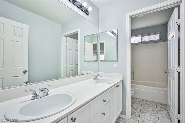 242 Rusty Plank Avenue, Las Vegas, NV 89148