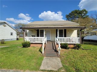 29 Elm Street, Aragon, GA 30104