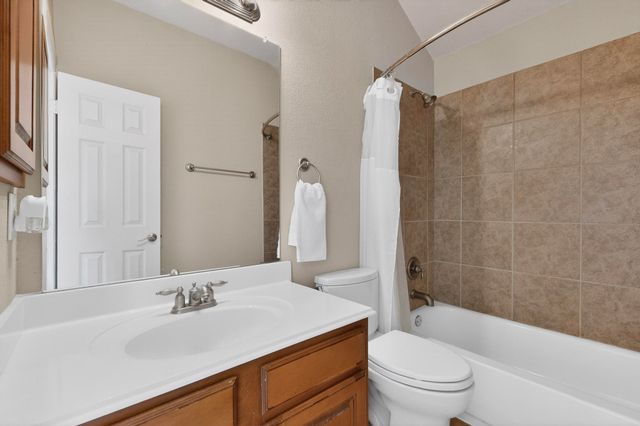 457 Arbol, Irving, TX 75039