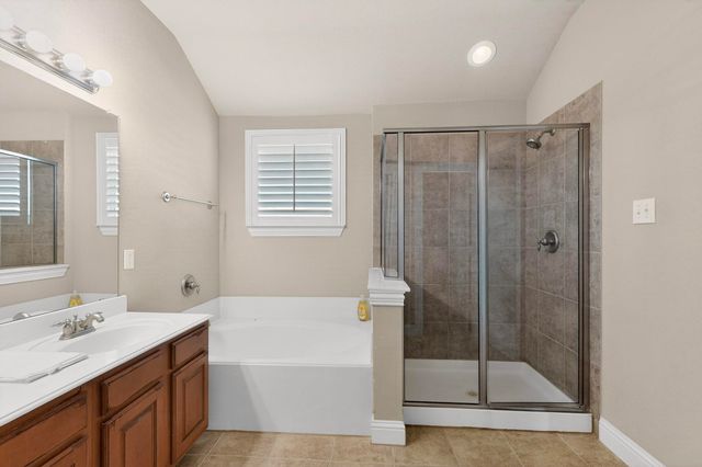 457 Arbol, Irving, TX 75039