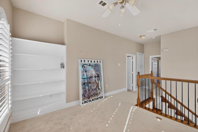 457 Arbol, Irving, TX 75039