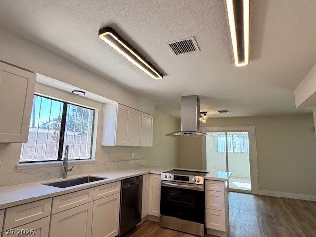 3055 Santa Margarita Street, Las Vegas, NV 89146