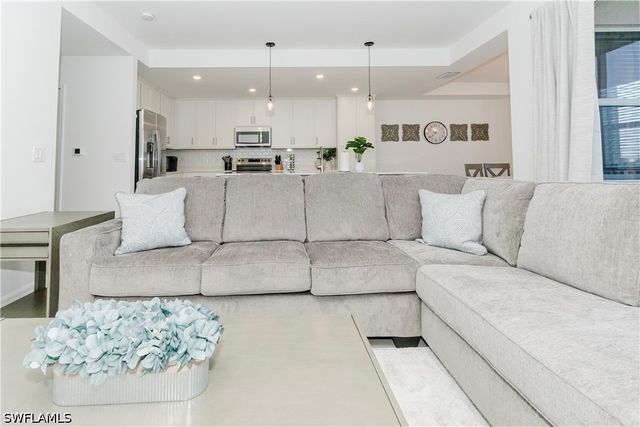 5583 Double Eagle CIR 4137, Ave Maria, FL 34142