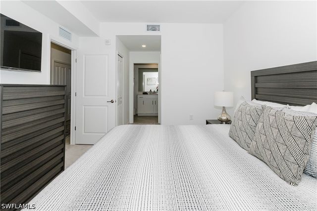 5583 Double Eagle CIR 4137, Ave Maria, FL 34142