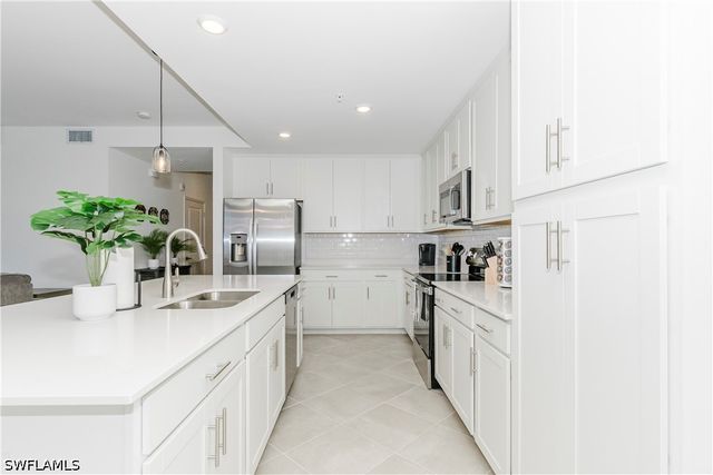 5583 Double Eagle CIR 4137, Ave Maria, FL 34142