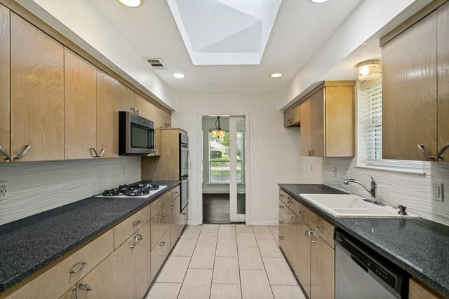 2613 Live Oak Lane, Plano, TX 75075