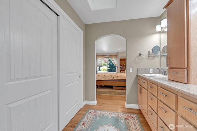 302 Foursome Drive, Sequim, WA 98382