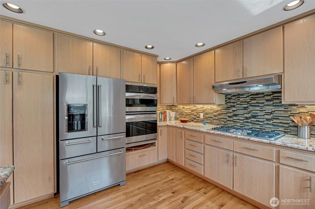 302 Foursome Drive, Sequim, WA 98382