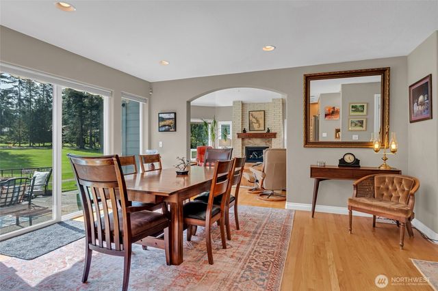 302 Foursome Drive, Sequim, WA 98382