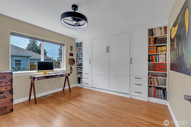 302 Foursome Drive, Sequim, WA 98382