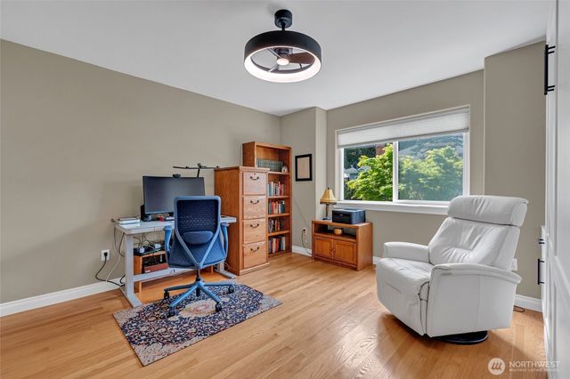 302 Foursome Drive, Sequim, WA 98382
