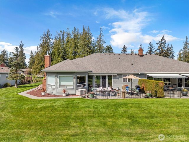 302 Foursome Drive, Sequim, WA 98382
