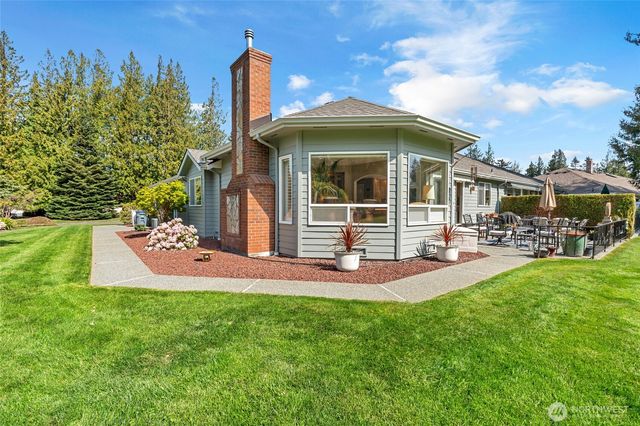 302 Foursome Drive, Sequim, WA 98382
