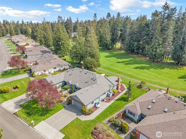 302 Foursome Drive, Sequim, WA 98382
