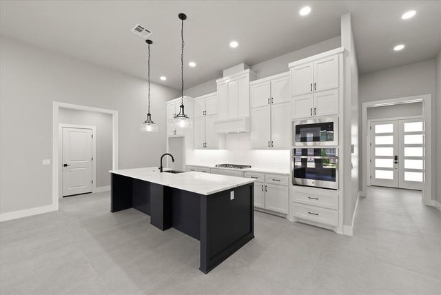 7129 NW 155th Street, Edmond, OK 73013