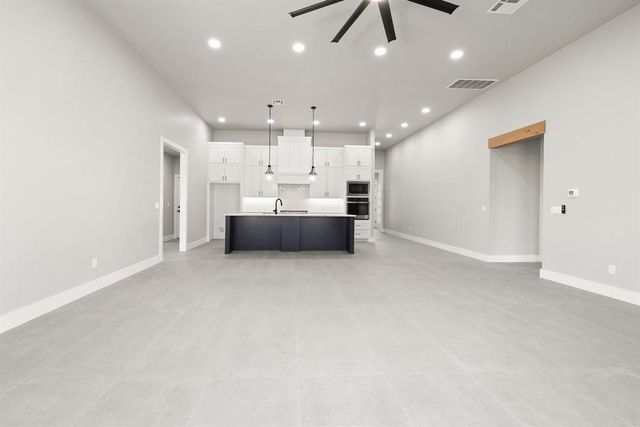 7129 NW 155th Street, Edmond, OK 73013