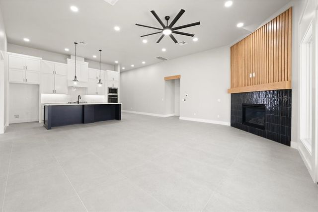 7129 NW 155th Street, Edmond, OK 73013