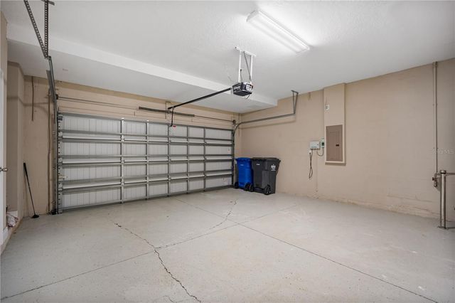 15604 STARLING CROSSING DRIVE, Lithia, FL 33547