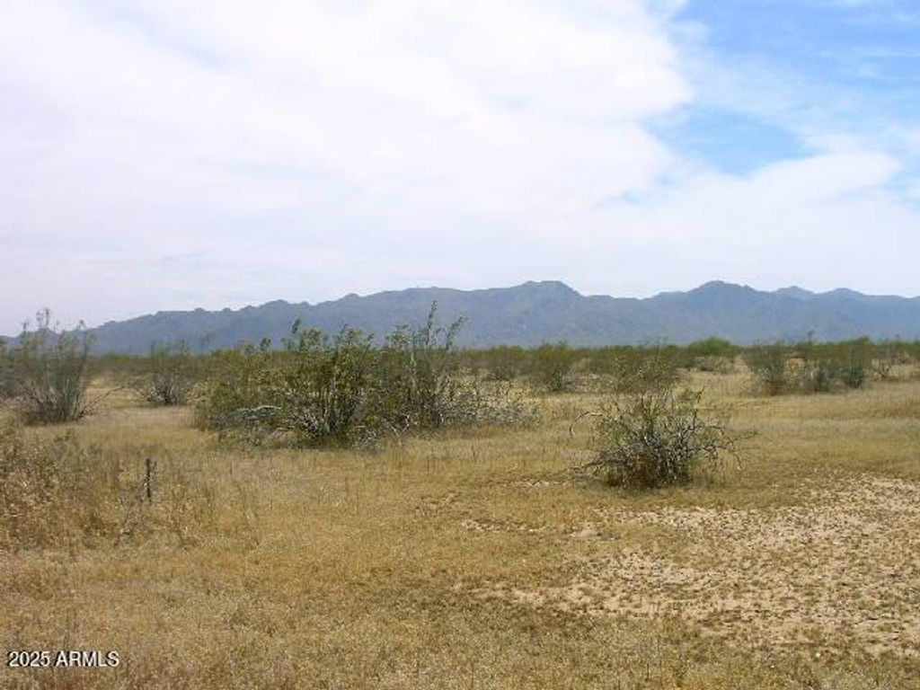 Image 1 of property listing at 23424(apx) W Jomax Road -, Surprise, AZ 85387