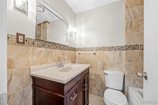 11636 Macrinus Drive, Florissant, MO 63033