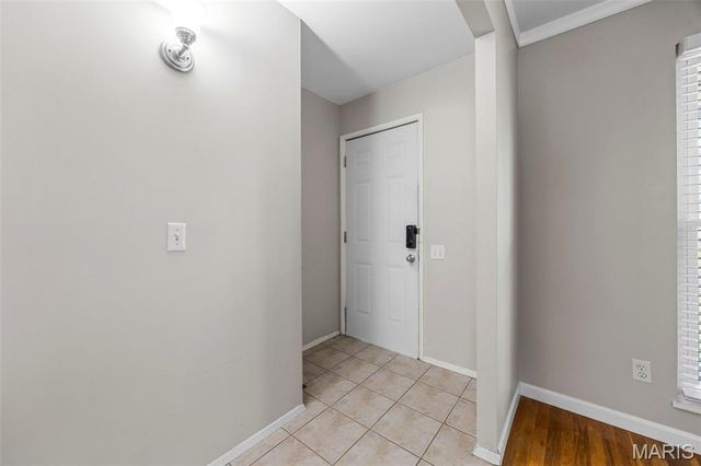 11636 Macrinus Drive, Florissant, MO 63033