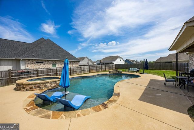 231 Flat Shoal Drive, Bonaire, GA 31005