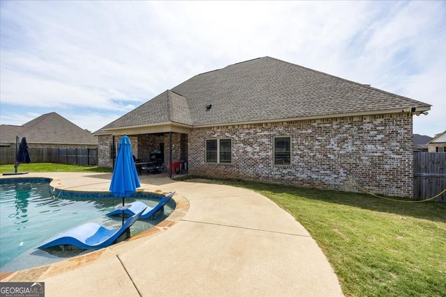 231 Flat Shoal Drive, Bonaire, GA 31005
