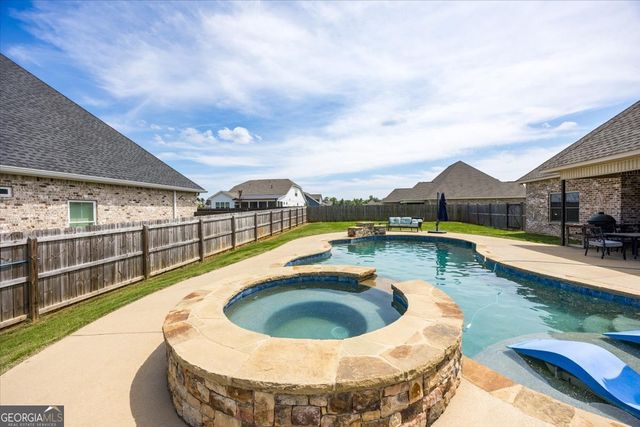 231 Flat Shoal Drive, Bonaire, GA 31005