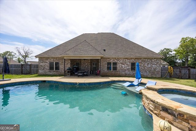 231 Flat Shoal Drive, Bonaire, GA 31005