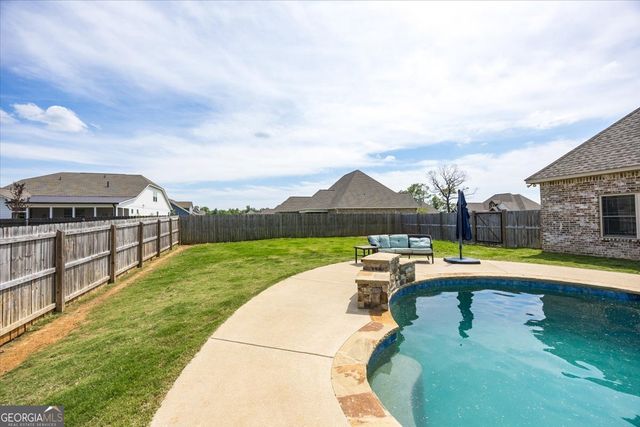 231 Flat Shoal Drive, Bonaire, GA 31005