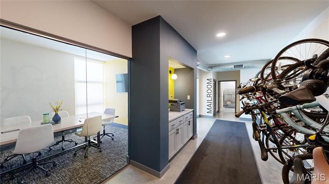 1019 N Skinker Parkway 224, St Louis, MO 63112