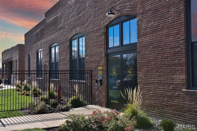 1019 N Skinker Parkway 224, St Louis, MO 63112