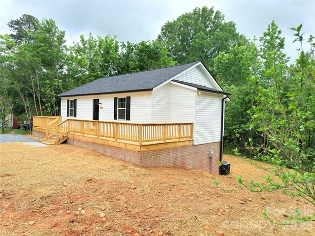 431 Eastover Avenue, Norwood, NC 28128