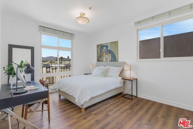 211 California Avenue 501, Santa Monica, CA 90403