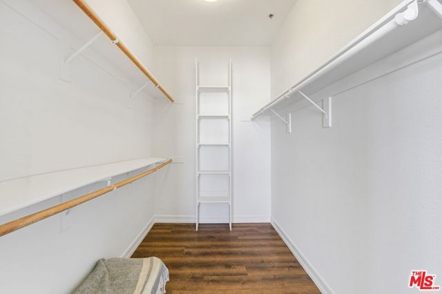 211 California Avenue 501, Santa Monica, CA 90403