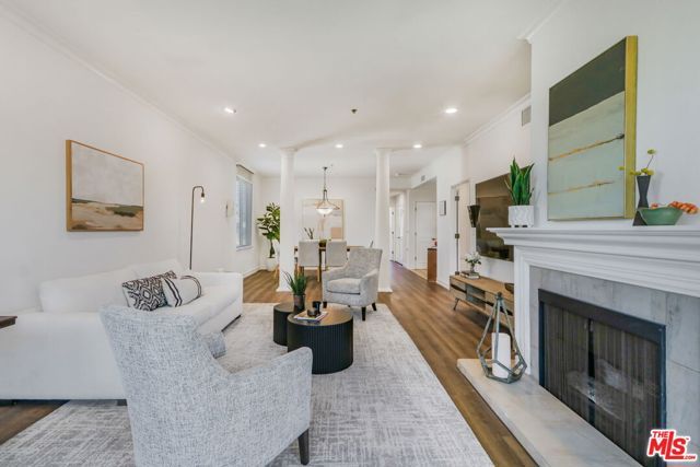 211 California Avenue 501, Santa Monica, CA 90403