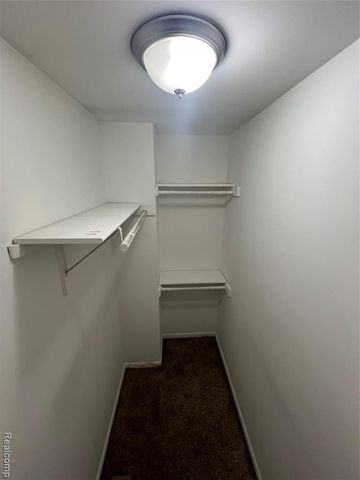 1533 Vermont Avenue, Marysville, MI 48040