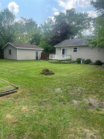 1533 Vermont Avenue, Marysville, MI 48040