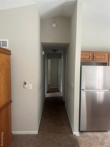 1533 Vermont Avenue, Marysville, MI 48040