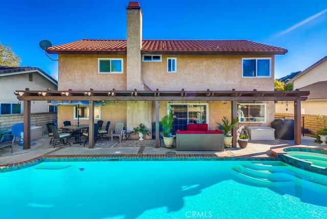 21045 Susan Carole, Saugus, CA 91350