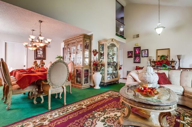 21045 Susan Carole, Saugus, CA 91350