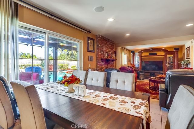 21045 Susan Carole, Saugus, CA 91350