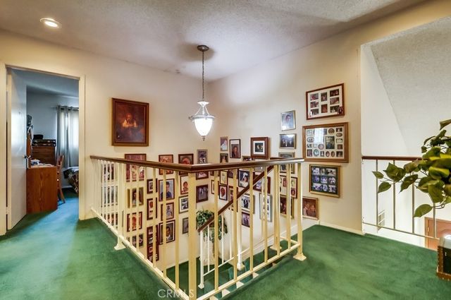 21045 Susan Carole, Saugus, CA 91350