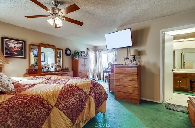 21045 Susan Carole, Saugus, CA 91350