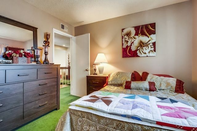 21045 Susan Carole, Saugus, CA 91350