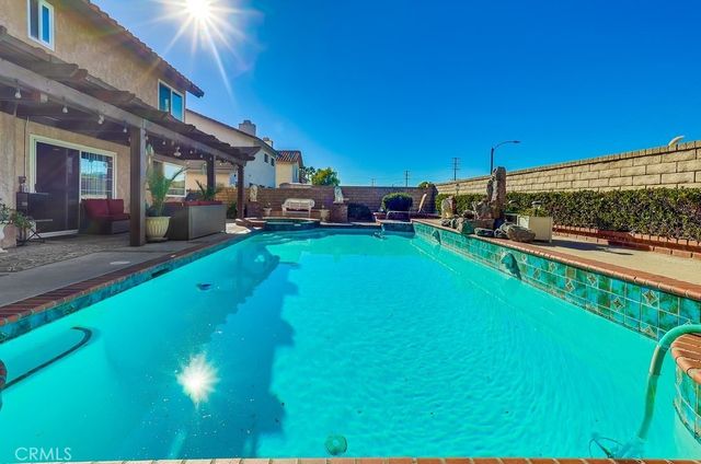 21045 Susan Carole, Saugus, CA 91350