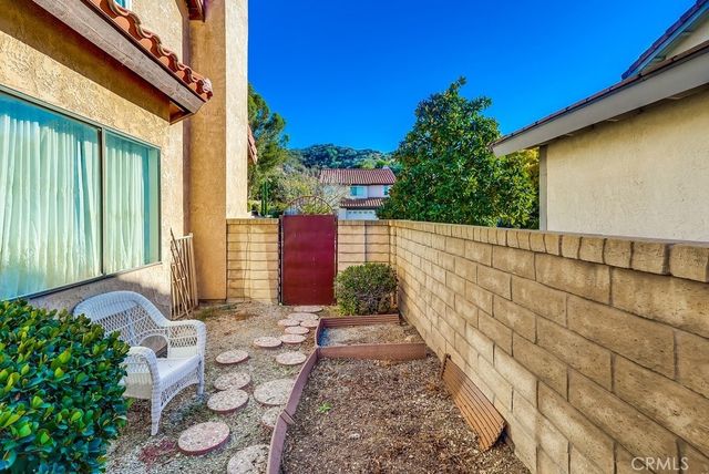 21045 Susan Carole, Saugus, CA 91350